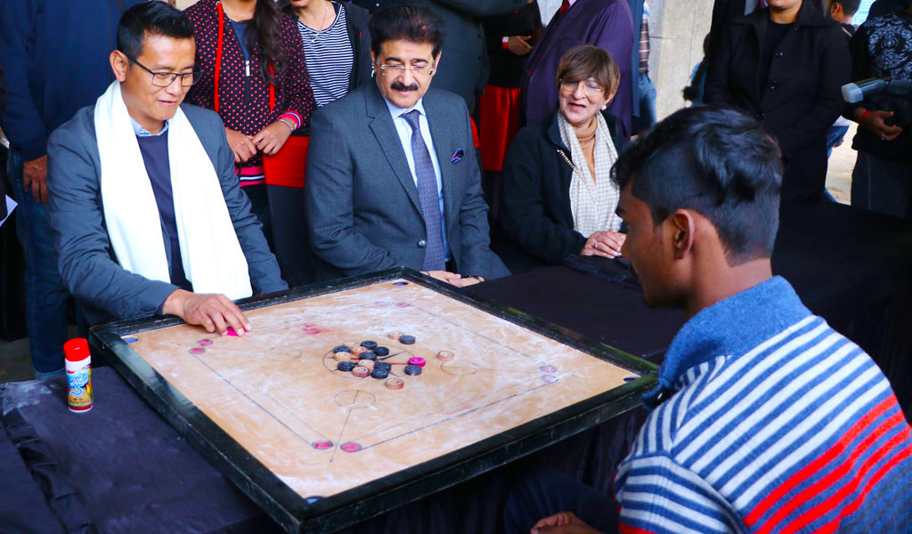 Game of Carrom elicits some top performances from students at AEG’s 8th Annual Inter-College Sports Festival, ATHLEEMA 2020!
