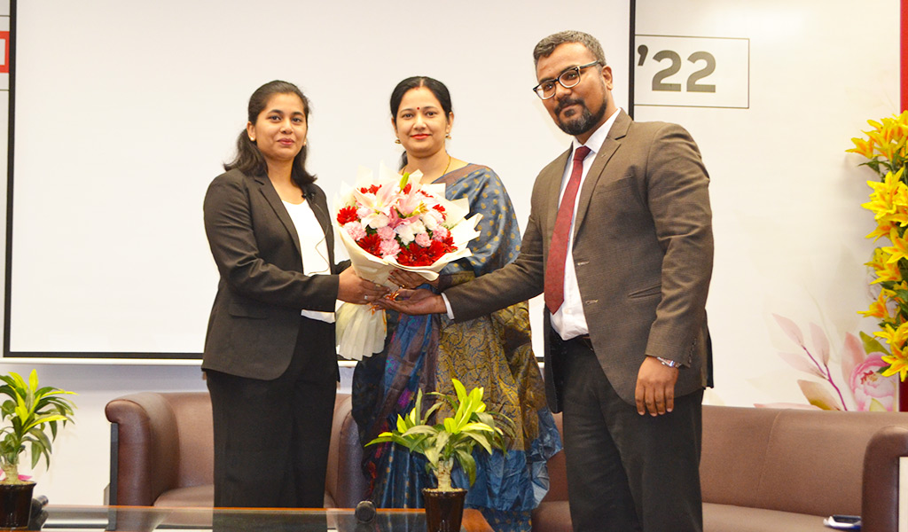 Asian Law College (ALC) honors its alumni : Nidasha Ali A.N.